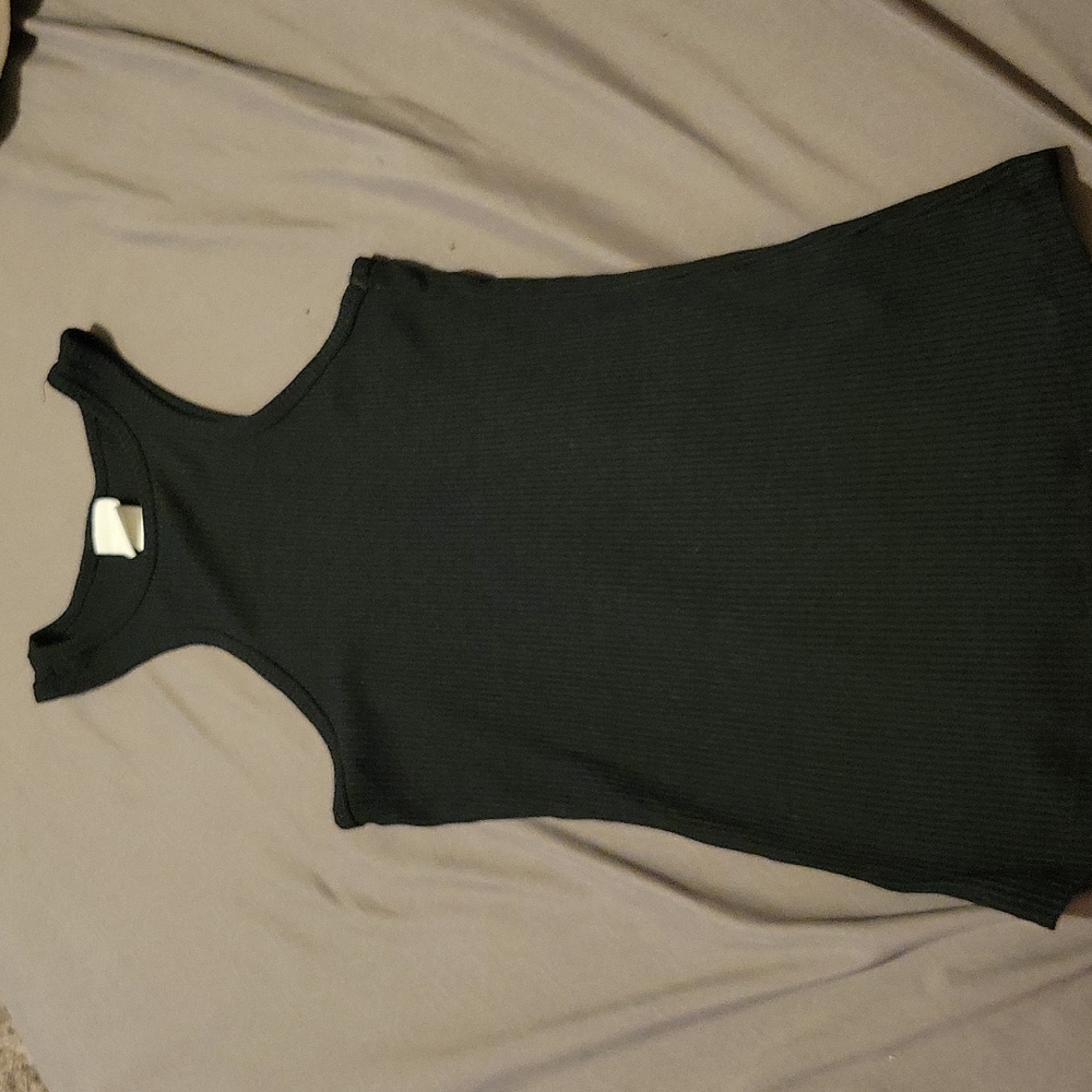 black tank top